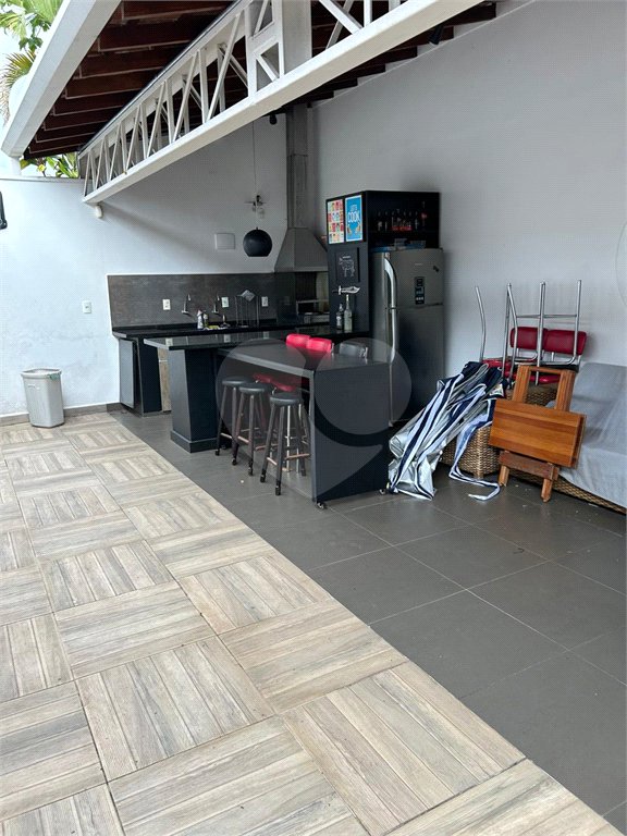 Casa à venda com 2 suítes no condomínio Residencial, Mogi das Cruzes - SP