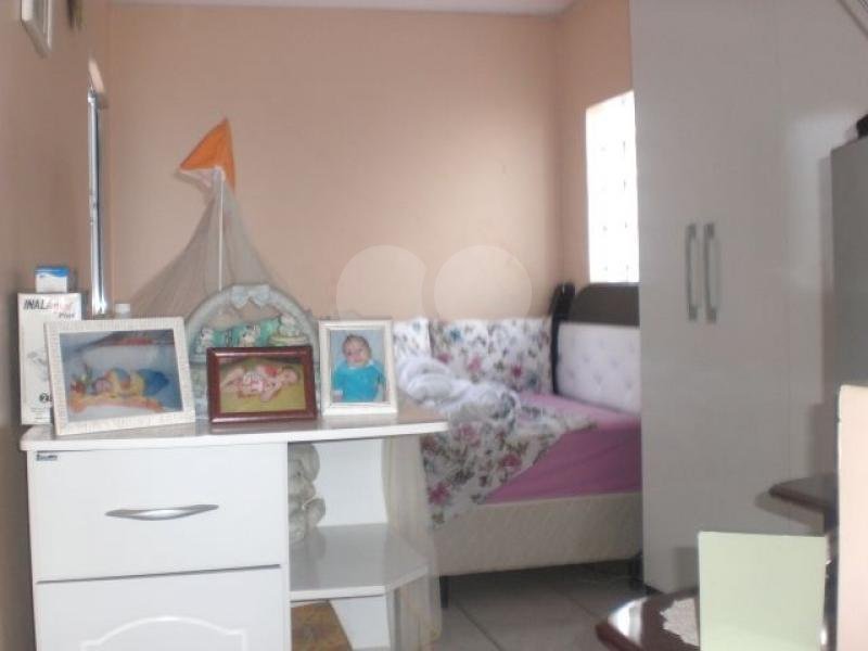 Sobrado à venda com 3 quartos, sendo 1 suíte, em Jardim Peri, São Paulo, SP