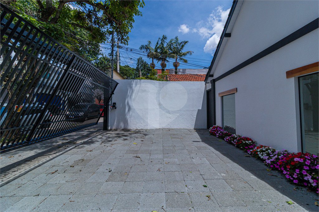 Casa Térrea à venda com 3 quartos, sendo 1 suíte, em Santo Amaro, São Paulo, SP