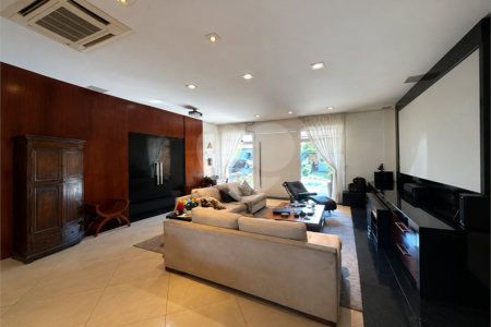 Casa à venda com 3 suítes no condomínio Village D'avignon, Sorocaba - SP