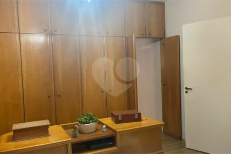 Casa à venda com 3 quartos, sendo 2 suítes, em Lapa, São Paulo, SP