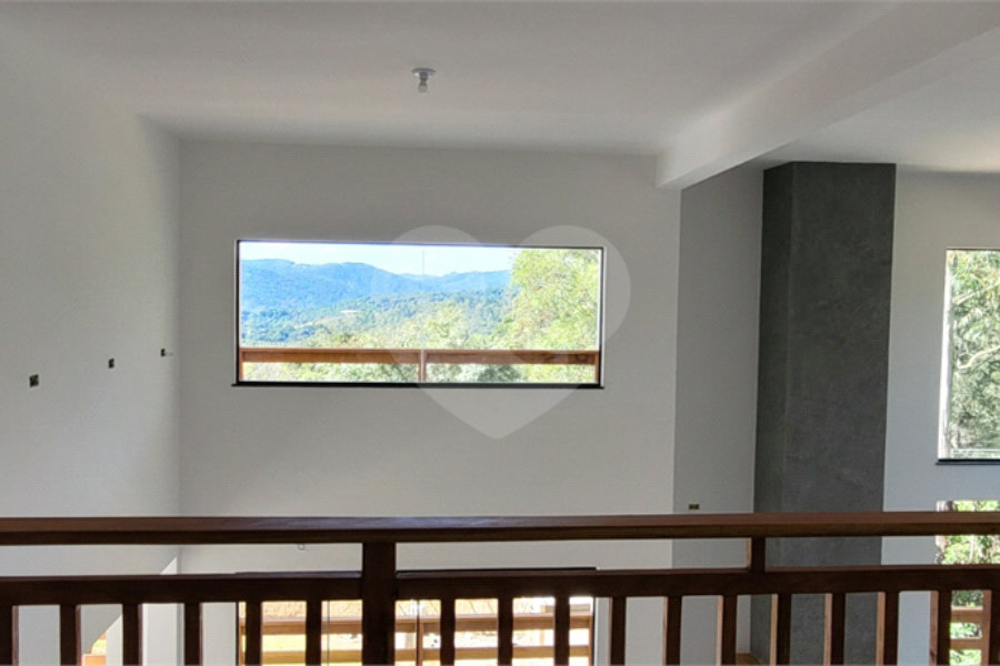 Casa à venda com 4 suítes no condomínio Sausalito, Mairiporã - SP