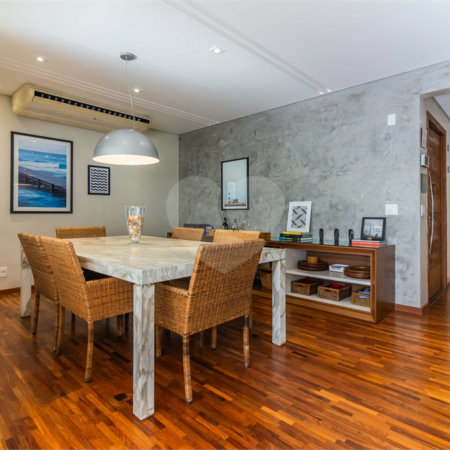 Apartamento à venda com 3 suítes em Vila Cordeiro, São Paulo, SP