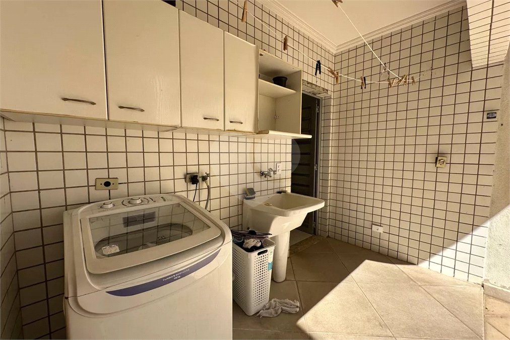 Sobrado à venda com 4 quartos, sendo 2 suítes, em Vila Ipojuca, São Paulo, SP