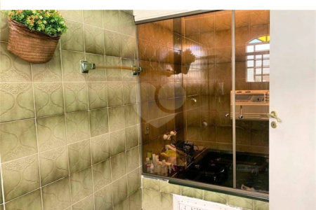 Casa à venda com 3 quartos no condomínio Recanto Florido, Vinhedo - SP