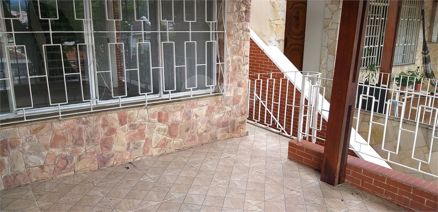 Sobrado à venda com 3 quartos em Água Fria, São Paulo, SP