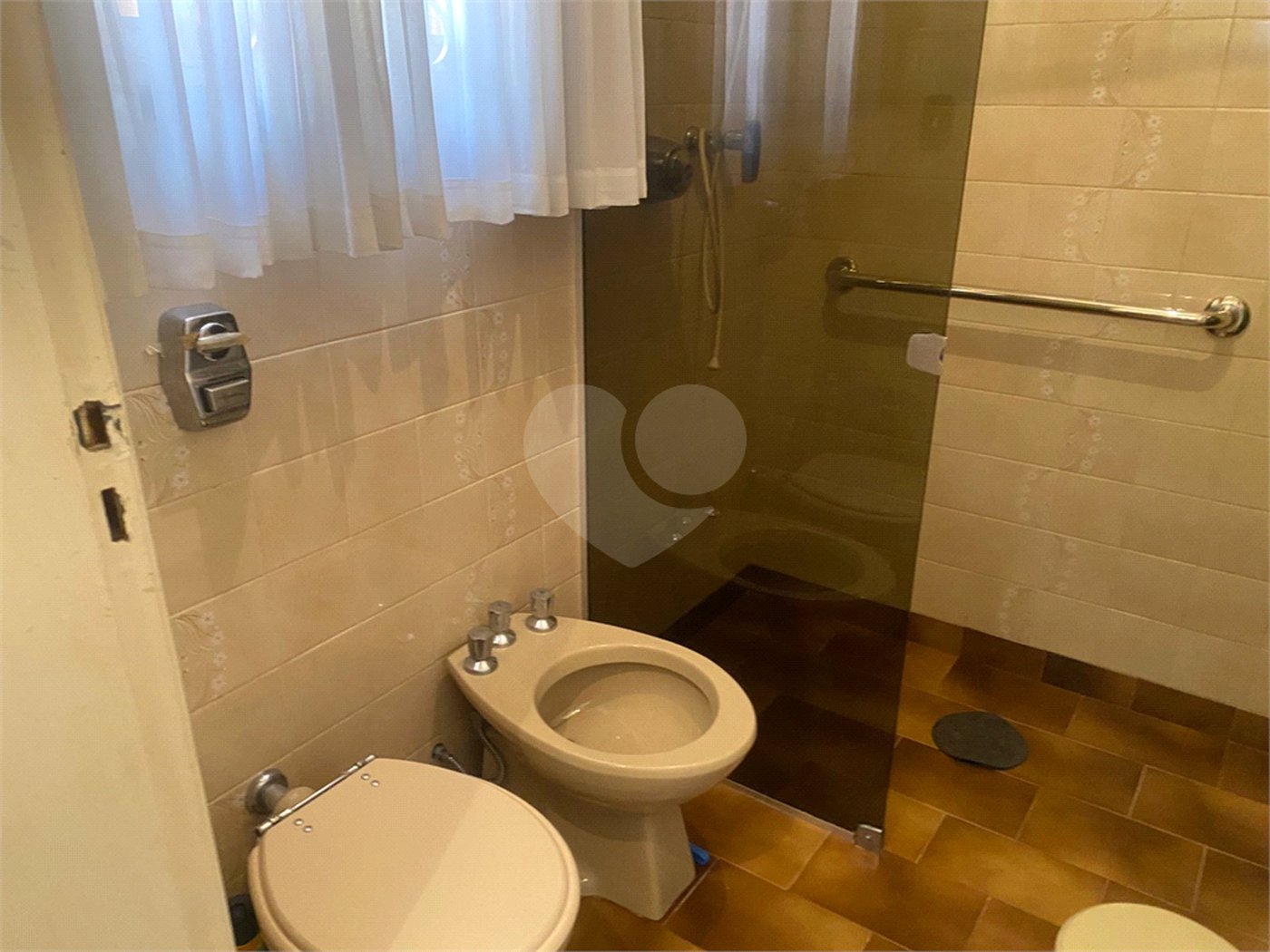 Casa à venda com 2 quartos, sendo 1 suíte, em Vila Rosália, Guarulhos, SP