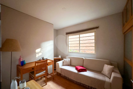 Casa à venda com 3 quartos, sendo 1 suíte,  no condomínio Barão do Triunfo, São Paulo - SP