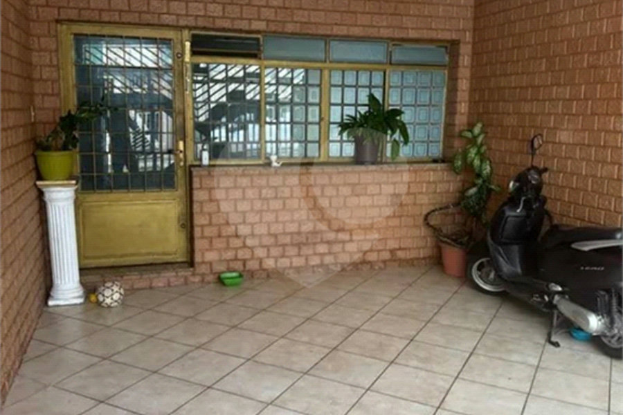 Sobrado à venda com 3 quartos, sendo 1 suíte, em Parque Edu Chaves, São Paulo, SP
