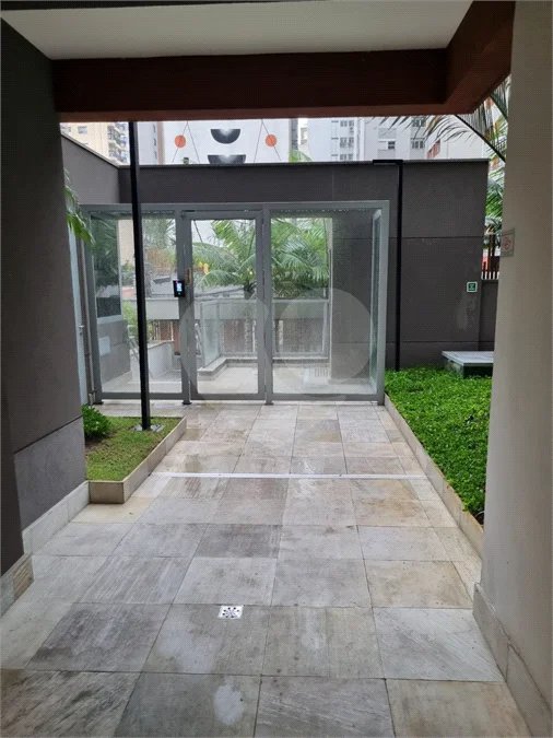 Studio 21M2 mobiliado no Jardim Paulista