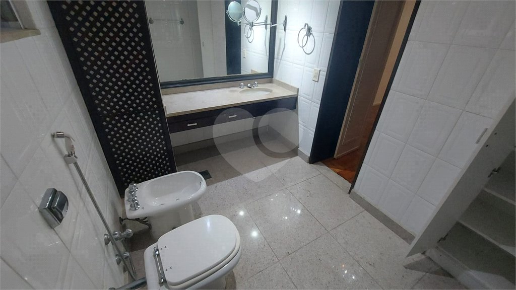 Apartamento à venda com 3 quartos, sendo 1 suíte, em Botafogo, Rio de Janeiro, RJ