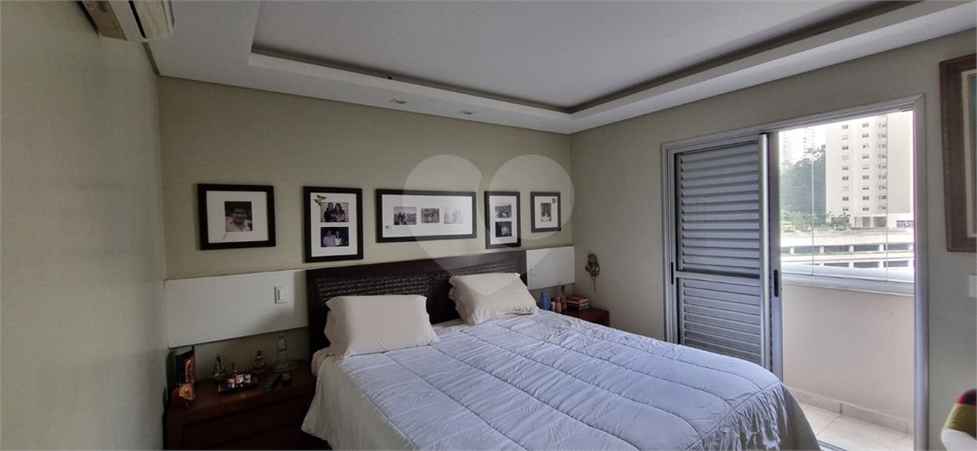 Apartamento à venda com 3 suítes em Jardim Londrina, São Paulo, SP
