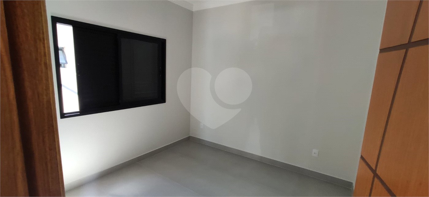 Casa à venda com 3 quartos, sendo 1 suíte,  no condomínio Reserva do Vale, Caçapava - SP