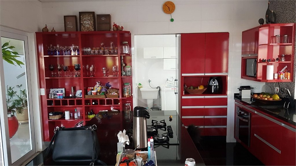 Casa à venda com 5 suítes no condomínio Vale do Sol, Bom Jesus dos Perdões - SP