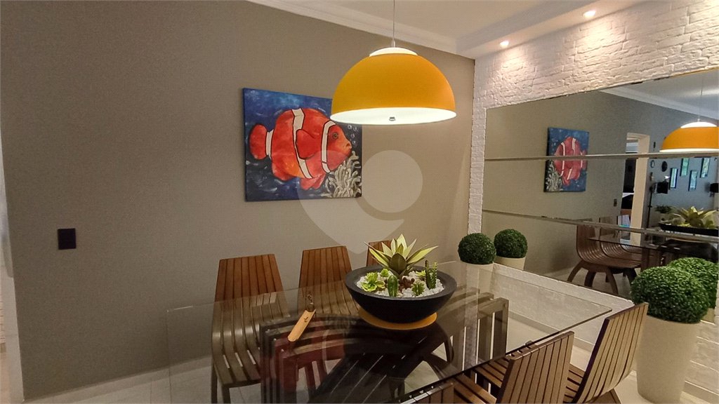 Apartamento à venda com 2 quartos, sendo 1 suíte, em Pitangueiras, Guarujá, SP