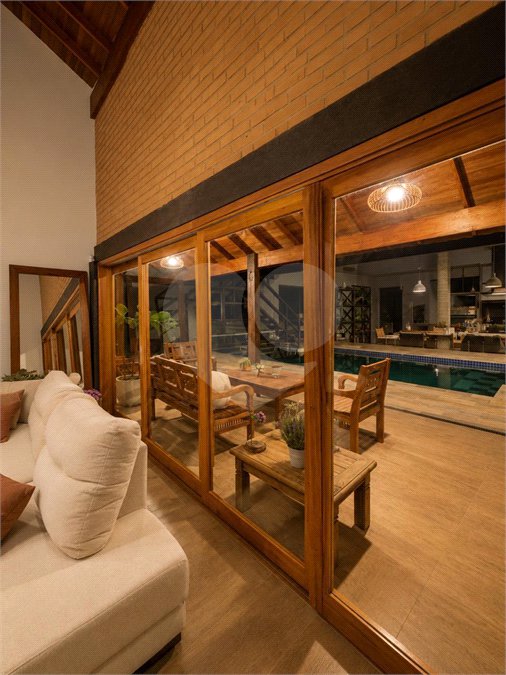 Casa Térrea à venda com 3 quartos, sendo 2 suítes,  em Luiz Fagundes, Mairiporã, SP