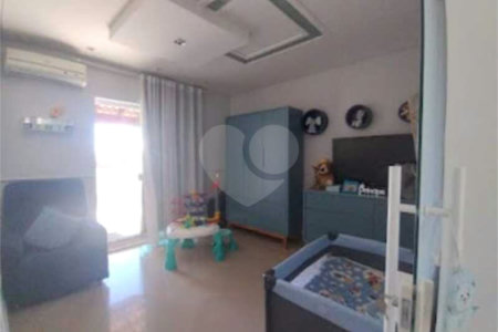 Casa à venda com 2 quartos, sendo 1 suíte,  em Vila Miranda, Itaquaquecetuba, SP