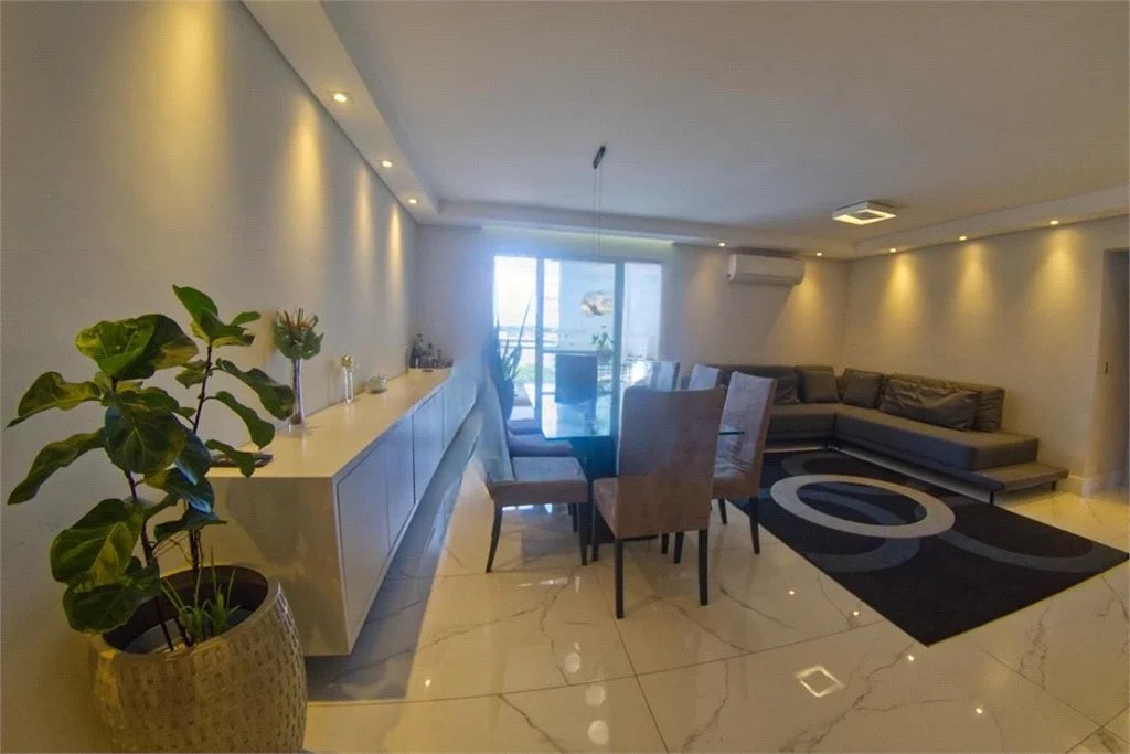 Apartamento à venda com 3 suítes em Cidade São Francisco, São Paulo, SP