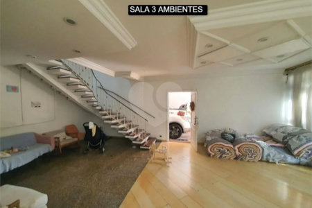 Casa à venda com 6 quartos, sendo 5 suítes, em Jardim São Bento, São Paulo, SP