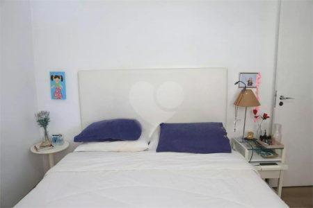 Apartamento à venda com 3 quartos, sendo 1 suíte, em Vila Clementino, São Paulo, SP