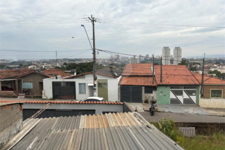 Casa à venda ou para alugar com 3 quartos em Rio Acima, Votorantim, SP