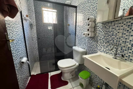Casa à venda com 3 quartos, sendo 1 suíte, em Vila Maria Isabel, Itapetininga, SP