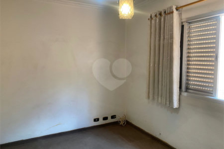Casa à venda com 2 quartos, sendo 1 suíte, em Vila Rosália, Guarulhos, SP