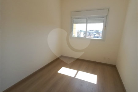 Apartamento à venda com 3 quartos, sendo 2 suítes,  no Centro, Mogi das Cruzes, SP