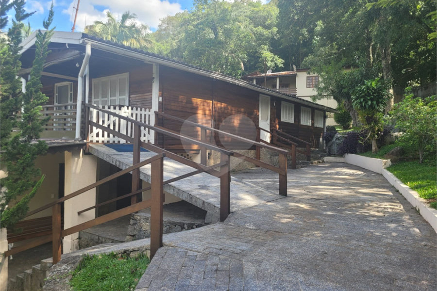 Sítio à venda com 6 quartos, sendo 3 suítes, em Serra da Cantareira, Mairiporã, SP