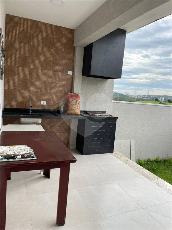 Sobrado à venda com 3 suítes em Vila Nova Socorro, Mogi das Cruzes, SP