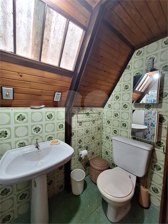 Casa à venda com 3 suítes no condomínio Chácaras do Lago, Vinhedo - SP