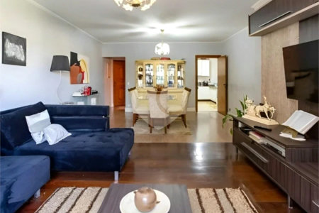 Apartamento à venda com 3 quartos, sendo 1 suíte, no Centro, São Bernardo do Campo, SP