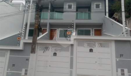 Sobrado à venda com 3 quartos, sendo 1 suíte,  em Vila Mazzei, São Paulo, SP
