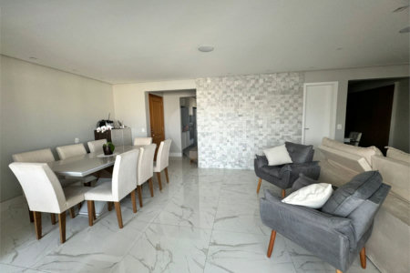 Apartamento à venda com 3 quartos, sendo 1 suíte, no Centro, São Bernardo do Campo, SP