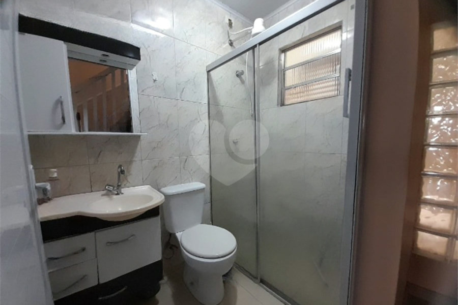 Sobrado à venda com 3 quartos, sendo 1 suíte,  em Saúde, São Paulo, SP