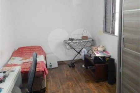 Sobrado à venda com 3 quartos, sendo 1 suíte, em Vila Ré, São Paulo, SP