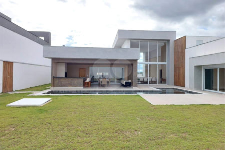 Casa à venda ou para alugar com 4 suítes no condomínio Saint Patrick, Sorocaba - SP