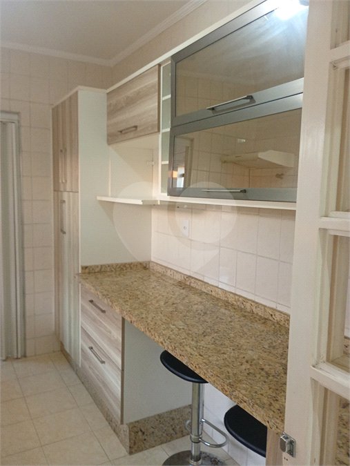 Apartamento à venda com 3 quartos, sendo 1 suíte, em Vila Oliveira, Mogi das Cruzes, SP
