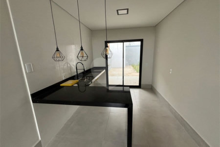 Casa à venda com 2 quartos, sendo 1 suíte, em Jardim Taquaral, Salto, SP