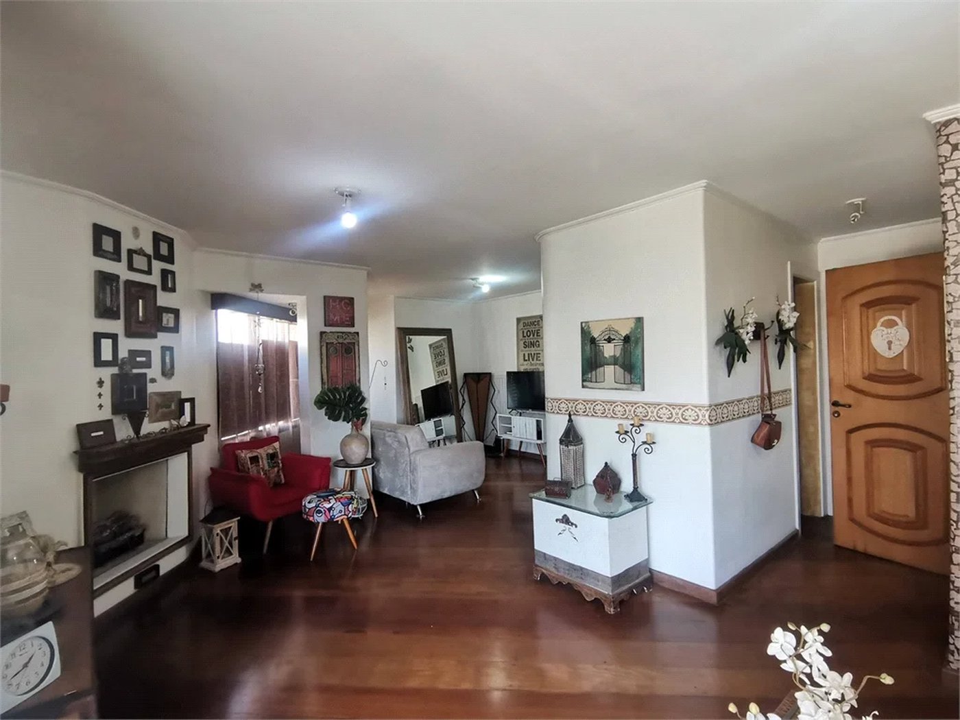 Apartamento à venda com 3 quartos, sendo 1 suíte,  em Vila Andrade, São Paulo, SP