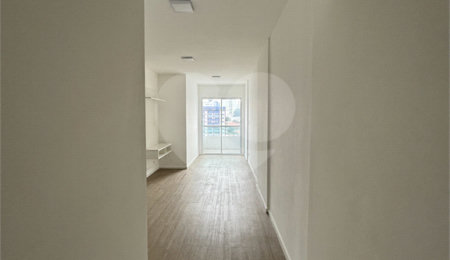 Apartamento à venda ou para alugar com 2 quartos, sendo 1 suíte, em Vila Assunção, Santo André, SP