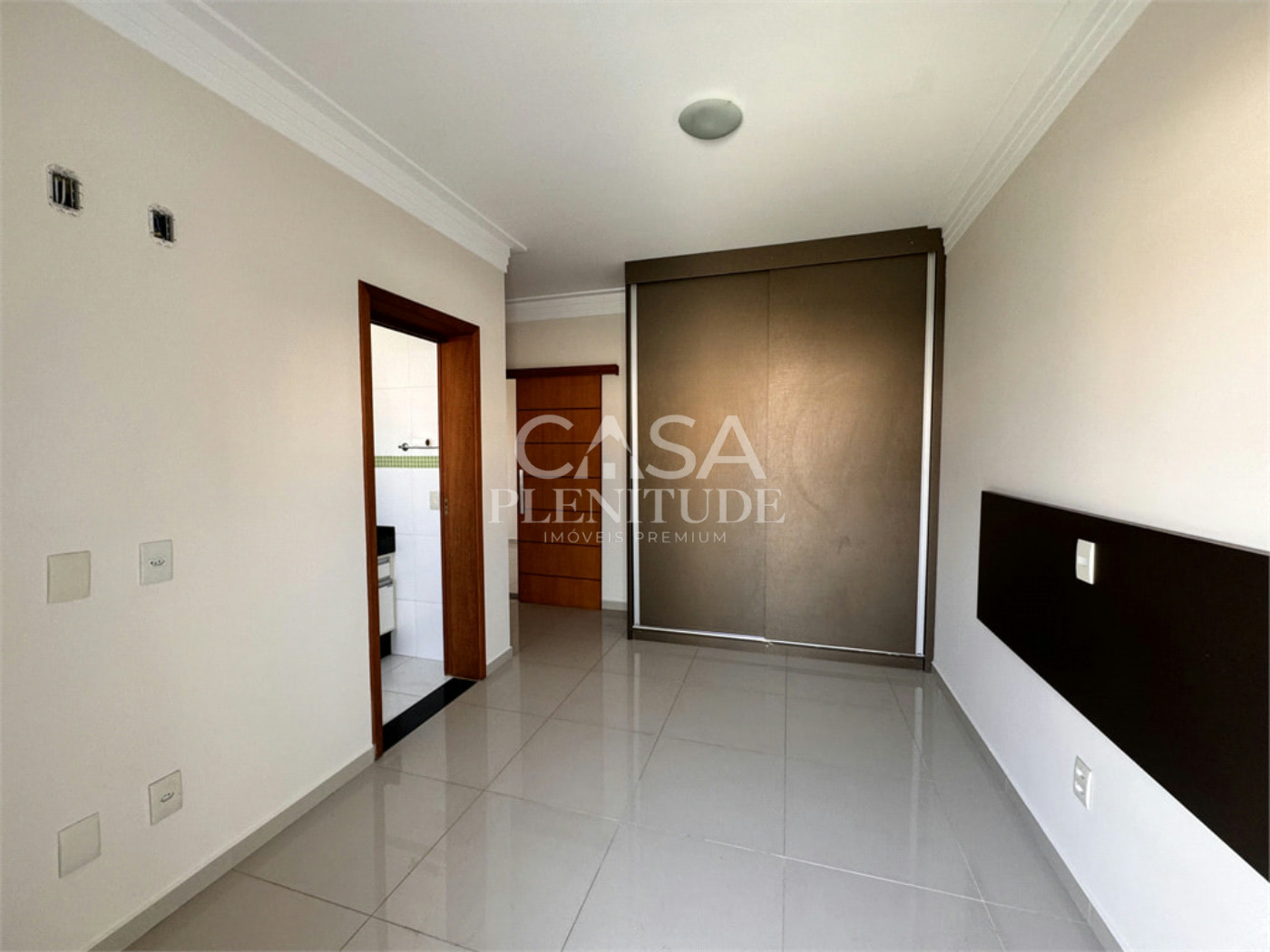 Casa em condomínio à venda com 3 suítes em Vila Haro, Sorocaba, SP