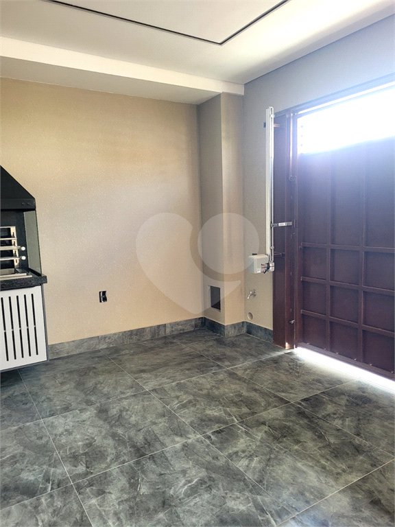 Casa à venda com 3 quartos, sendo 1 suíte, em Jardim das Araras, Indaiatuba, SP