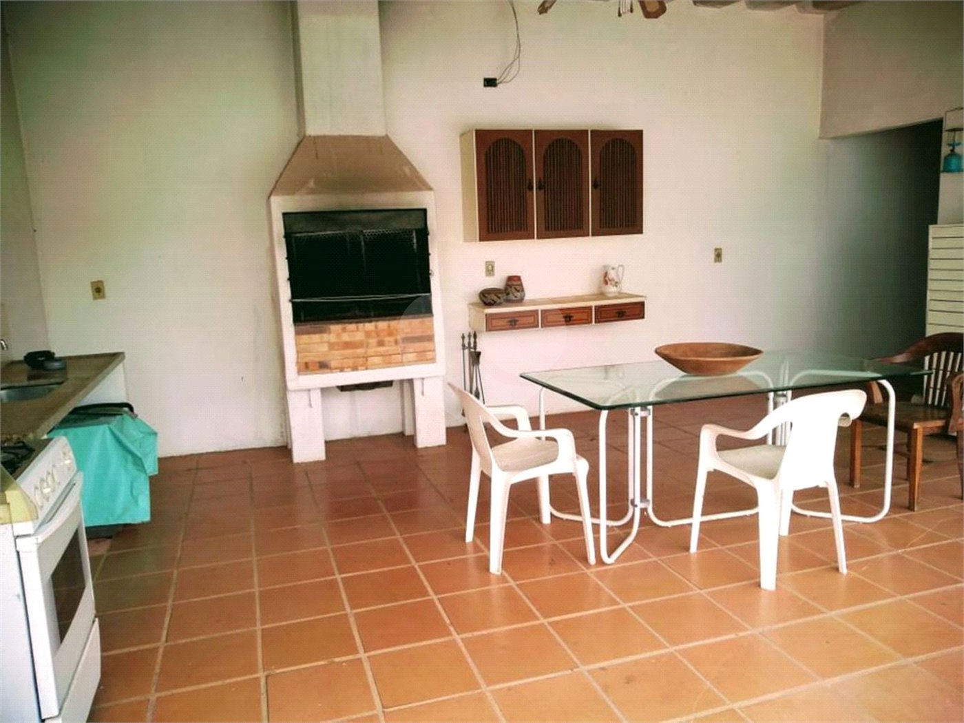 Casa à venda com 3 quartos, sendo 1 suíte, no Centro, Vinhedo, SP