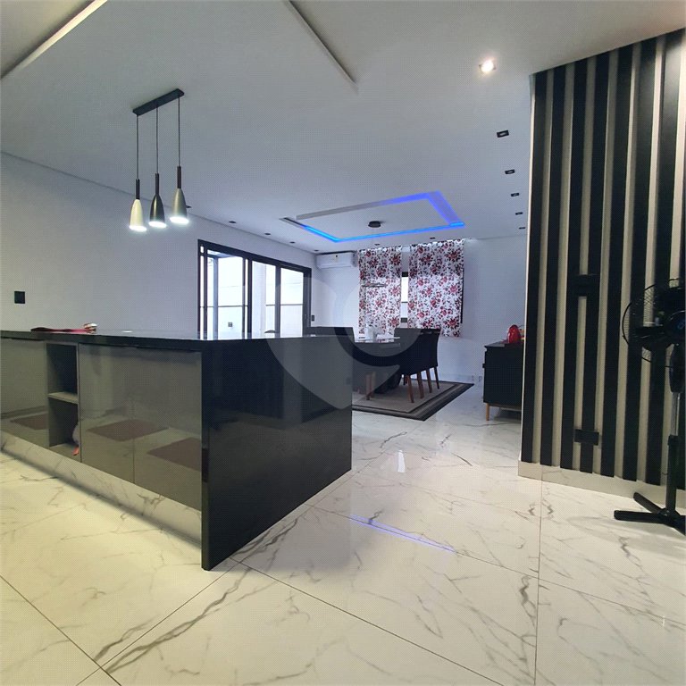 Casa à venda com 6 quartos, sendo 4 suítes, em Chácara do Remanso, Vargem Grande Paulista, SP