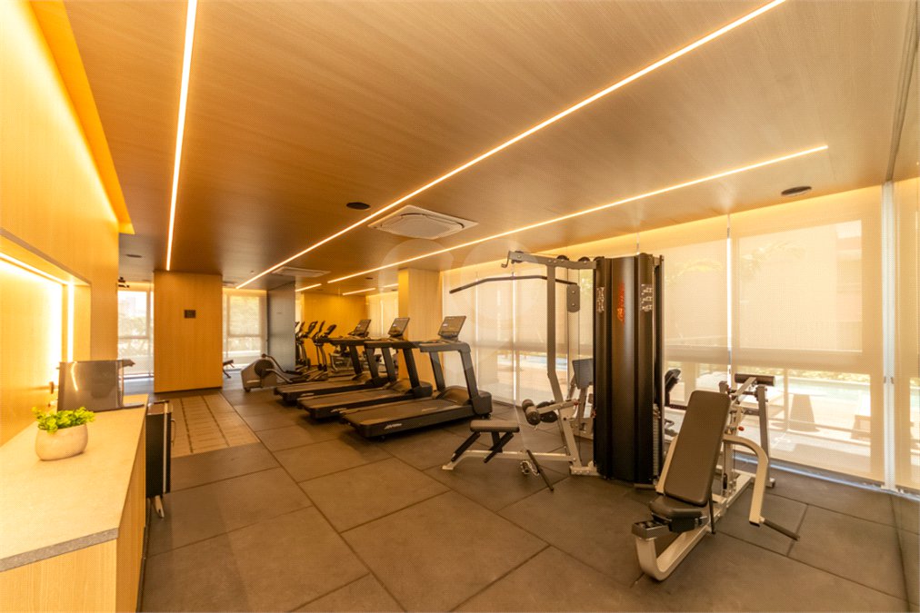 Apartamento à venda com 3 suítes em Campo Belo, São Paulo, SP