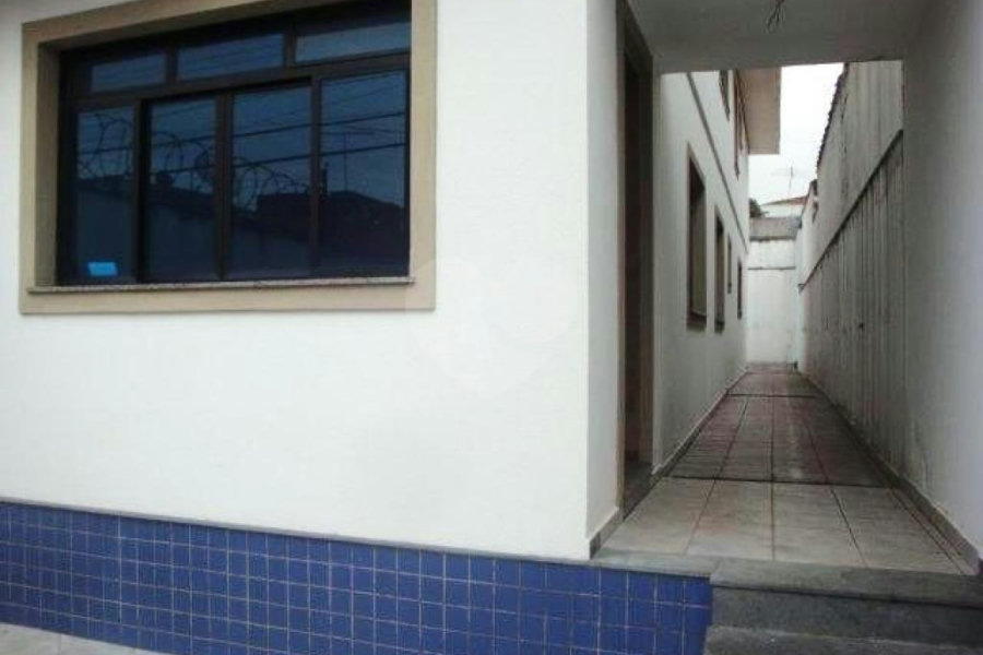 Sobrado à venda com 3 quartos, sendo 1 suíte, em Vila Constança, São Paulo, SP