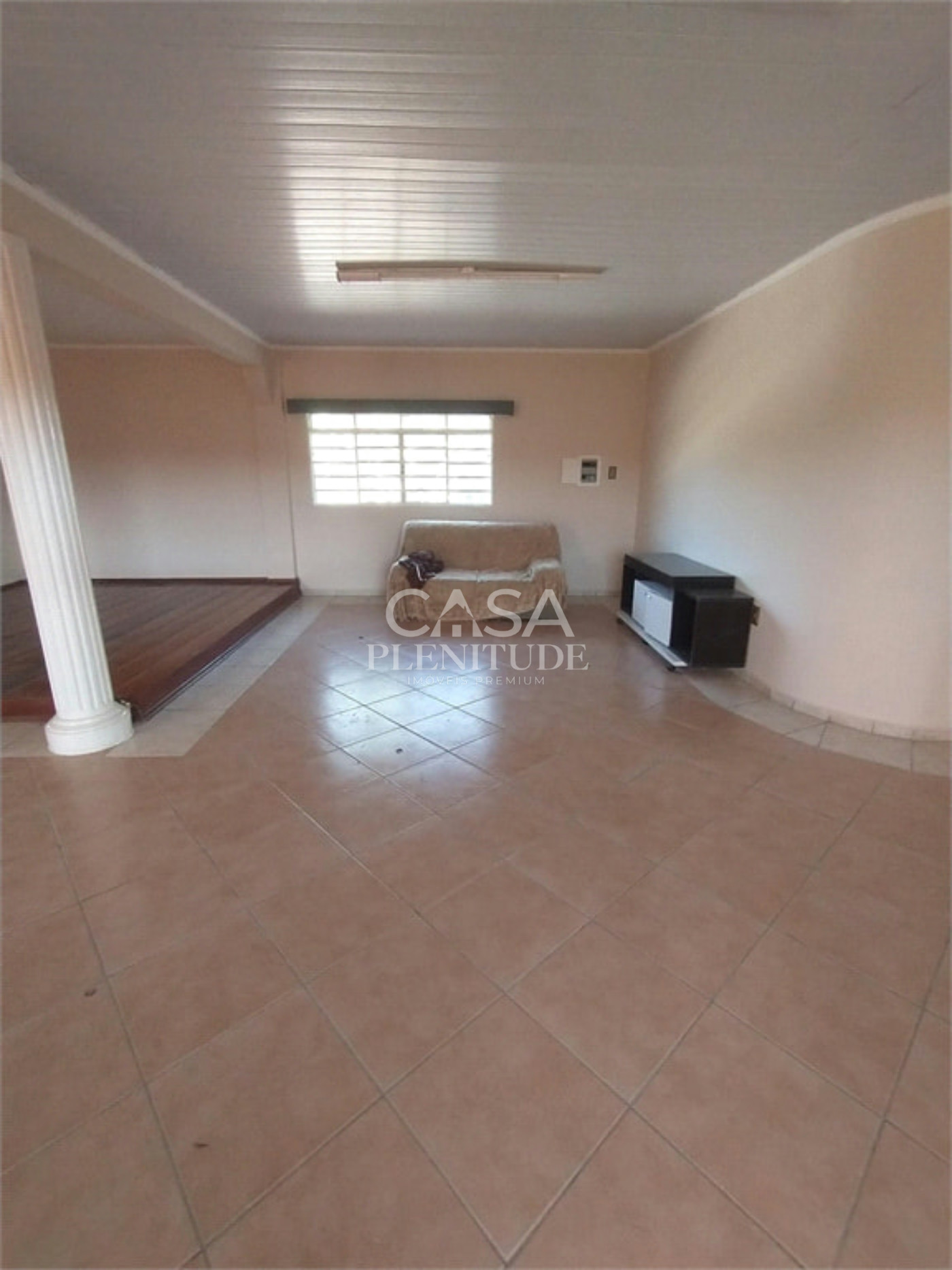 Chácara à venda com 5 quartos, sendo 1 suíte,  em Araçoiaba da Serra, SP