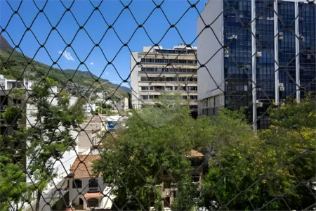 Apartamento à venda com 3 quartos, sendo 1 suíte, em Tijuca, Rio de Janeiro, RJ