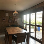 Casa à venda com 4 quartos, sendo 3 suítes, no condomínio Alpes da Cantareira, Mairiporã - SP